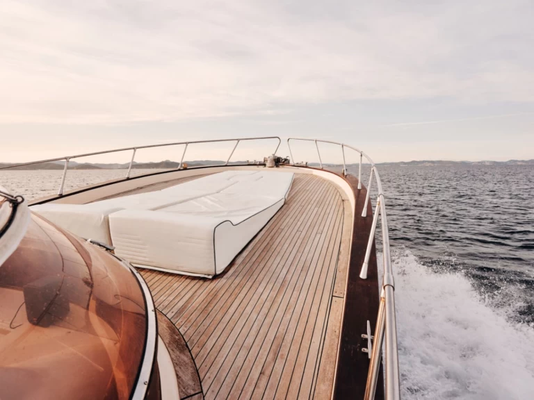 Wynajmij Motorówka z lub bez skippera Cantieri Navali Patrone w Castellón de la Plana/Castelló de la Plana