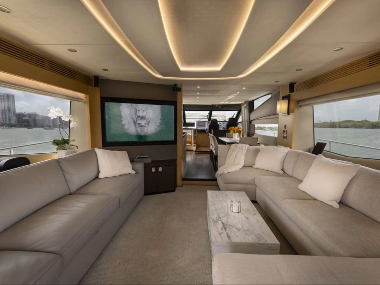 Wynajem łodzi Sunseeker Helios w Bahamy na SamBoat 