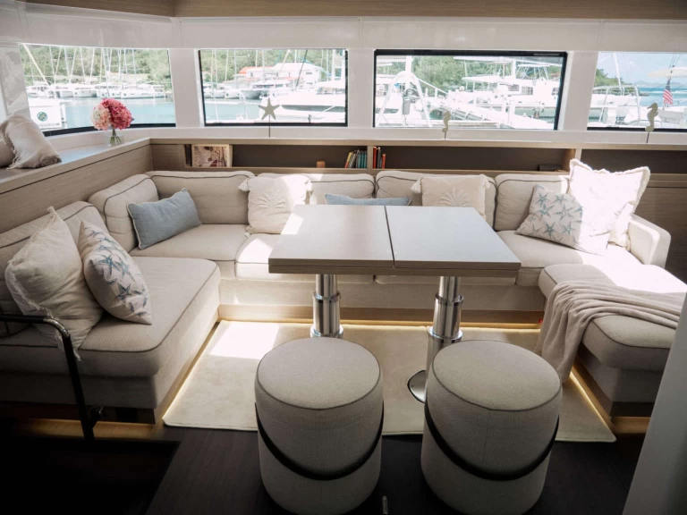 Wynajmij Luksusowy jacht z lub bez skippera Lagoon w Brytyjskie Wyspy Dziewicze