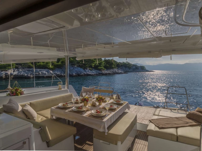 Wynajmij Lagoon FLO w Nea Peramos