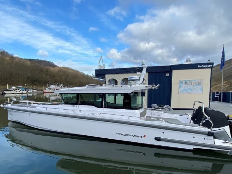 Wynajem łodzi Axopar Axopar 37 XC Cross Cabin w Pýlos na SamBoat 