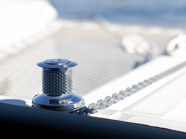 Wynajem Katamaran Lagoon z patentem 