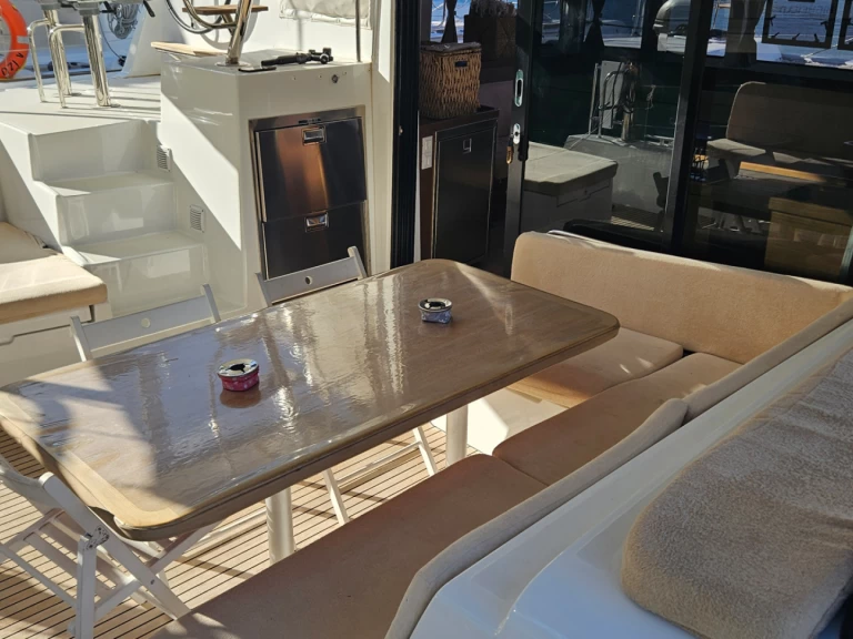 Wynajem łodzi Fethiye tanio Lagoon 42