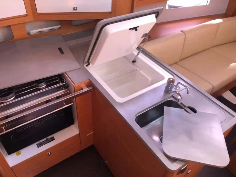 Żaglowiec do wynajmu w Palermo w najlepszej cenie