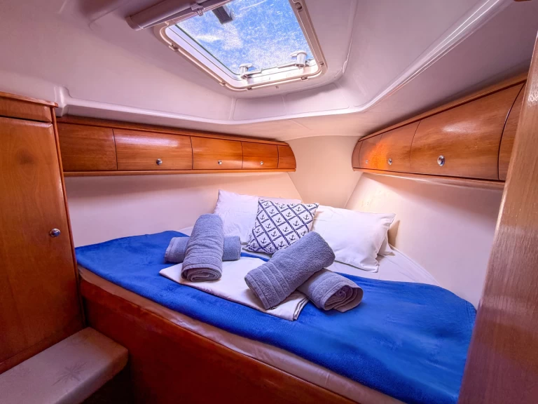 Wynajem Żaglowiec w Vlycho - Bavaria Cruiser 32