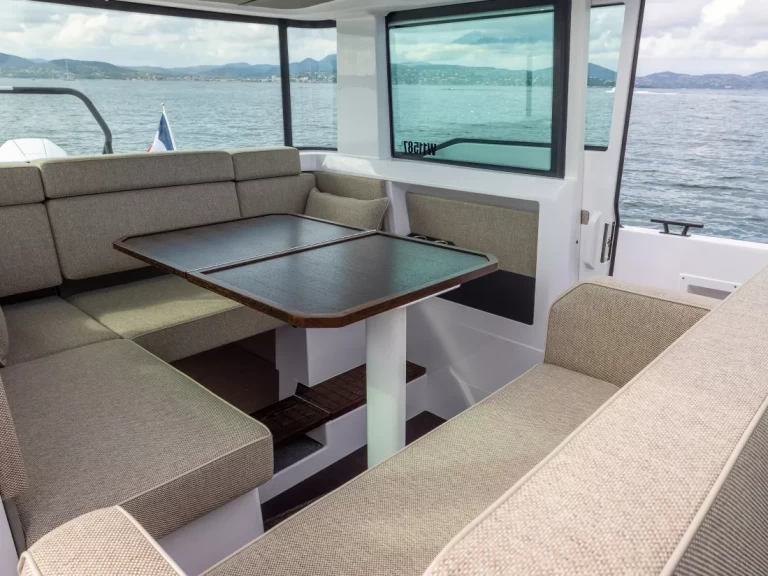 Wynajem łodzi Axopar Axopar 37 XC Cross Cabin w Kalamata (Municipality) na SamBoat 