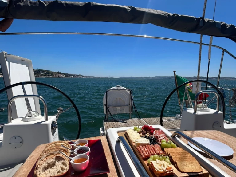 Wynajmij Dufour Dufour 460 Grand Large w Cascais