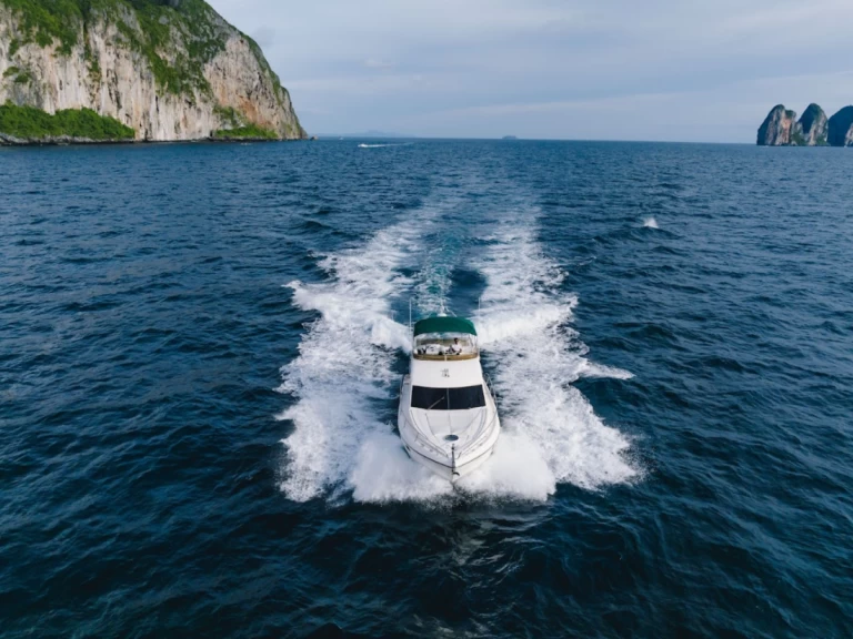 Wynajem w Phuket (City)- Princess Princess 42 Fly na SamBoat