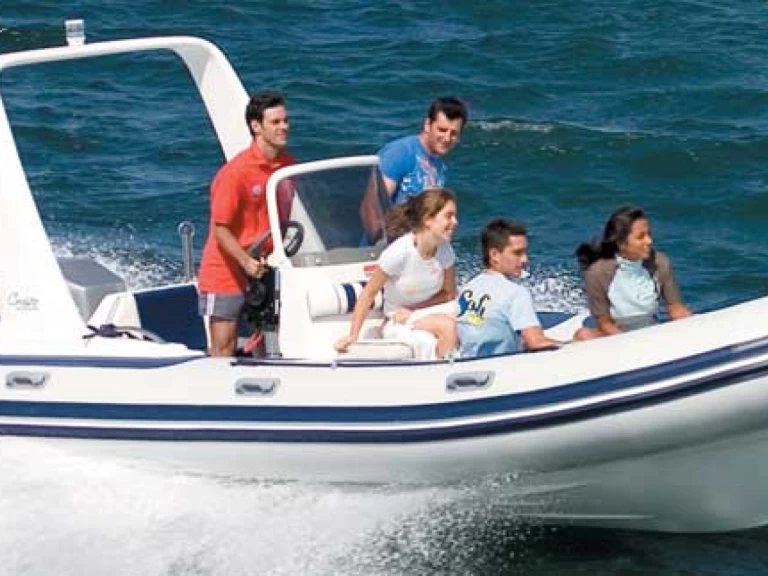 Wynajmij Łódż półsztywna z lub bez skippera Brunswick-Marine w Saint-Quay-Portrieux