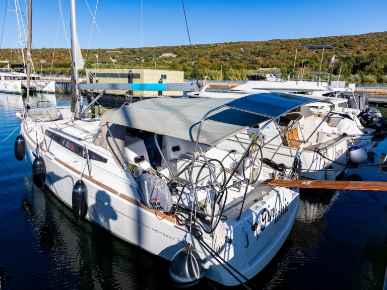 Wynajem Żaglowiec w Punat - Jeanneau Sun Odyssey 349