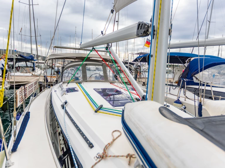 Wynajmij Żaglowiec z lub bez skippera Bavaria w Punat