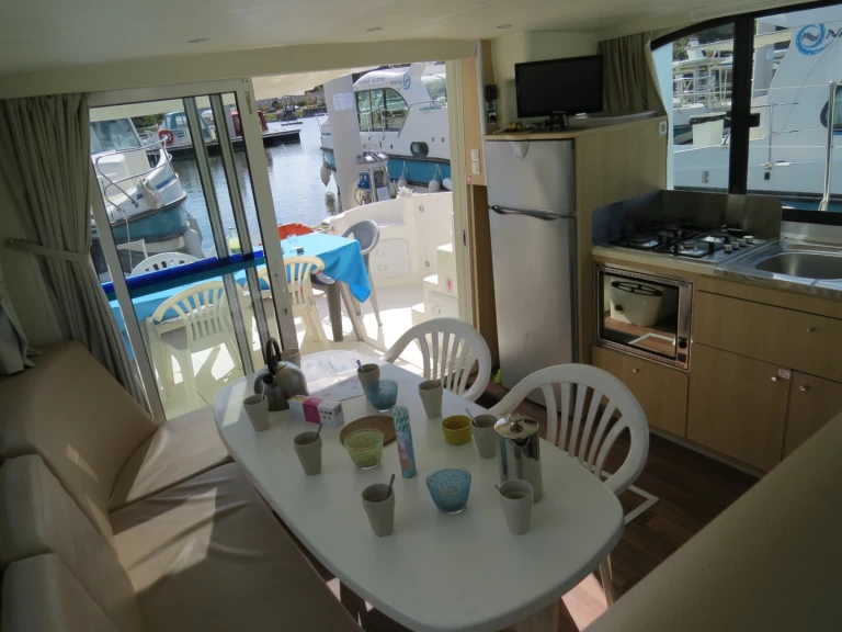 Barka do wynajmu w Grez-Neuville w najlepszej cenie