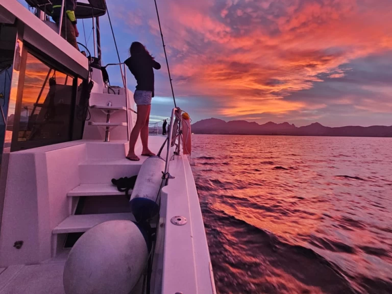 Bali Bali 4.3 między profesjonalistami a osobami prywatnymi w La Maddalena