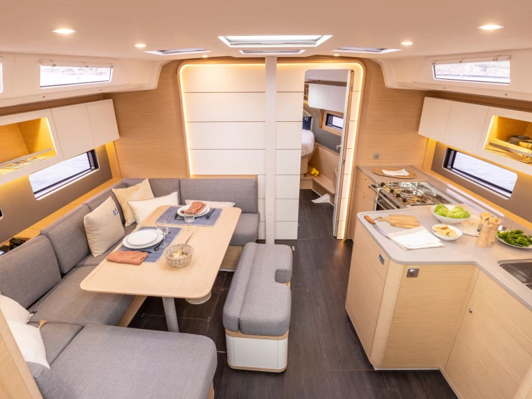 Żaglowiec do wynajmu w Piraeus w najlepszej cenie