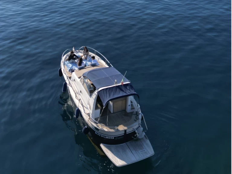 Motorówka do wynajmu w Sorrento w najlepszej cenie