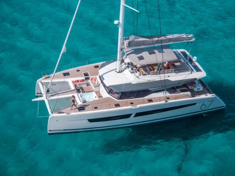 Wynajmij Katamaran z lub bez skippera Fountaine Pajot w Trogir