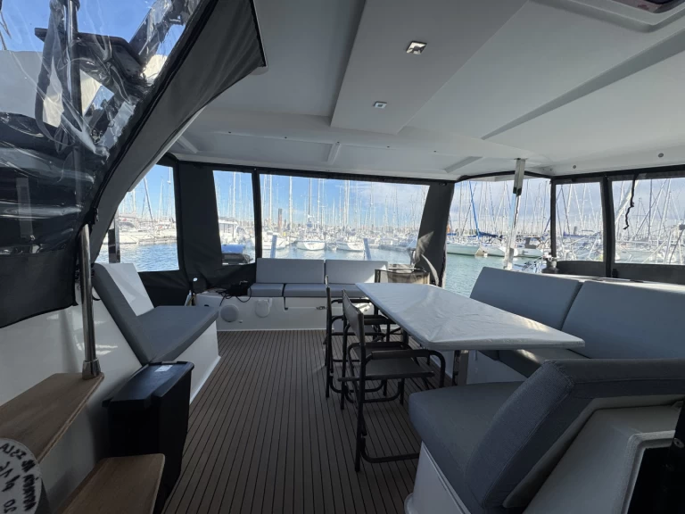 Wynajem łodzi Fountaine Pajot Isla 40 w La Rochelle na SamBoat 