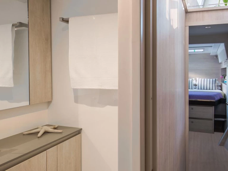 Wynajmij Katamaran z lub bez skippera Leopard w Road Town