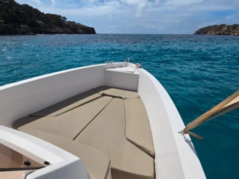 Wynajem Motorówka Boats mak z patentem 