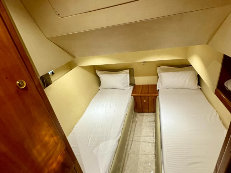 Wynajem łodzi Dubai Marina tanio 45