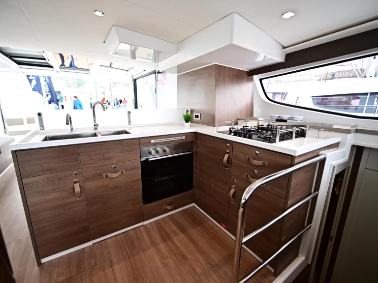 Katamaran do wynajmu w Furnari w najlepszej cenie