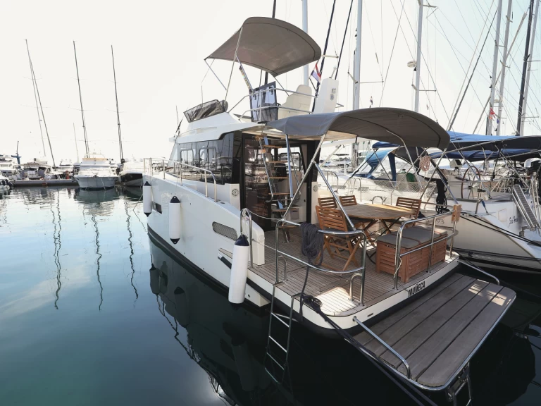 Luksusowy jacht do wynajmu w Sibenik w najlepszej cenie