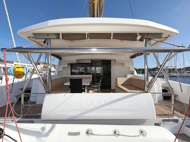 Wynajem łodzi Rogoznica tanio Bali 4.5