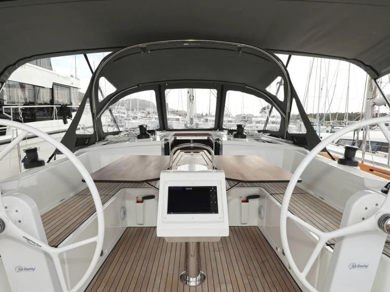 Wynajem Żaglowiec w Sibenik - Bavaria Bavaria C42