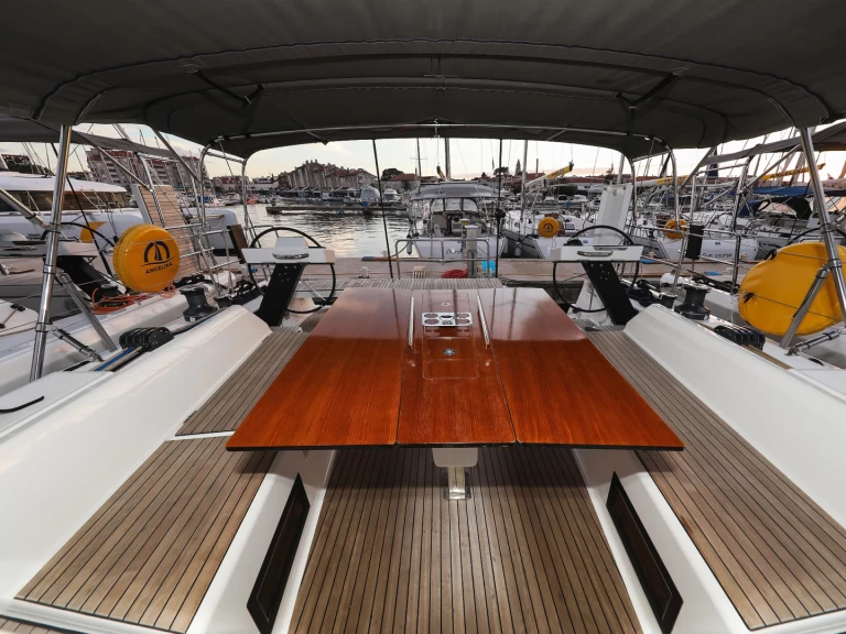 Wynajmij Dufour Dufour 470 w Trogir