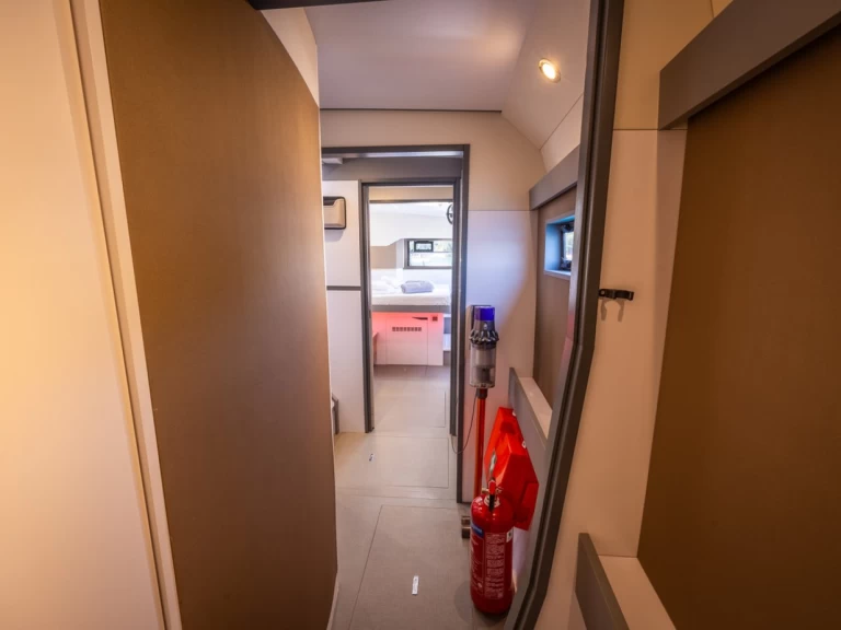 Wynajem Katamaran Windelo z patentem 