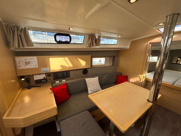 Wynajmij Żaglowiec z lub bez skippera Bénéteau w La Rochelle