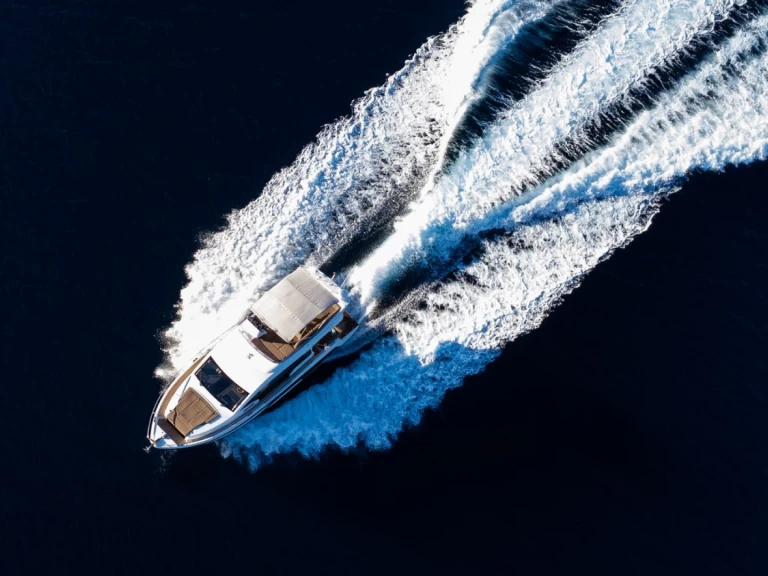 Wynajem łodzi Dubrownik tanio Sealine F430