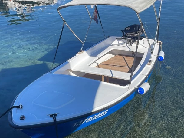 Wynajmij Motorówka z lub bez skippera Pasara w Rab