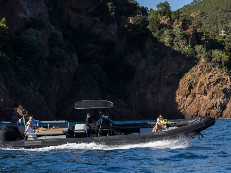 Wynajmij Narwhal Fast 1100 w Cannes