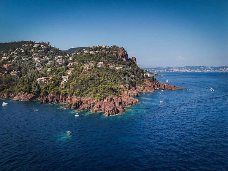 Wynajem łodzi Cannes tanio Fast 1100