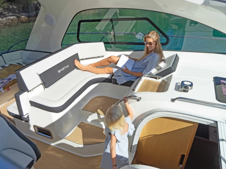 Wynajem łodzi Bavaria Bavaria Sport 44 HT w Sukosan na SamBoat 