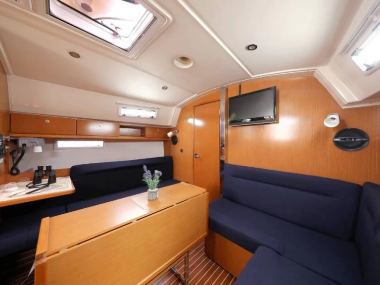 Wynajem w Baška Voda- Bavaria Cruiser 36 na SamBoat