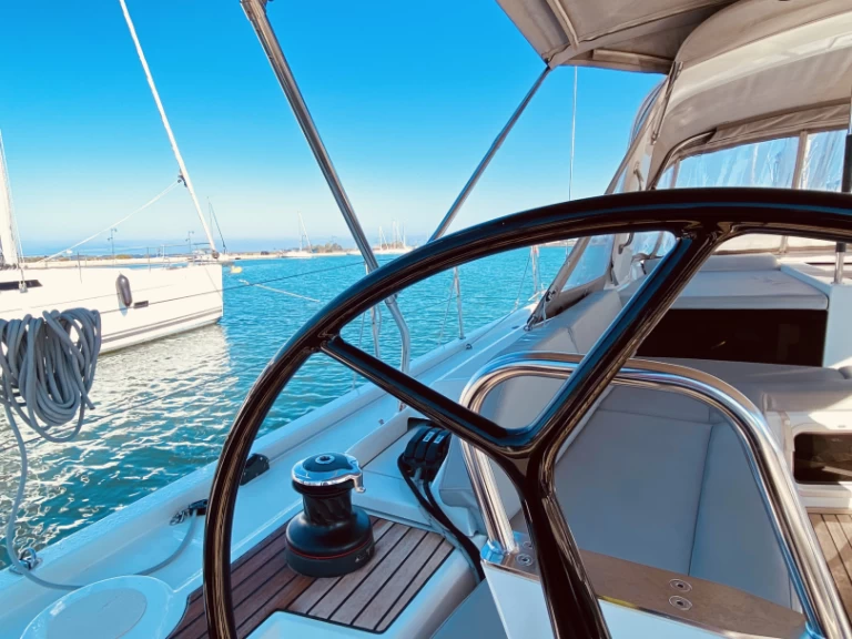 Wynajmij Żaglowiec z lub bez skippera Bénéteau w Lefkáda