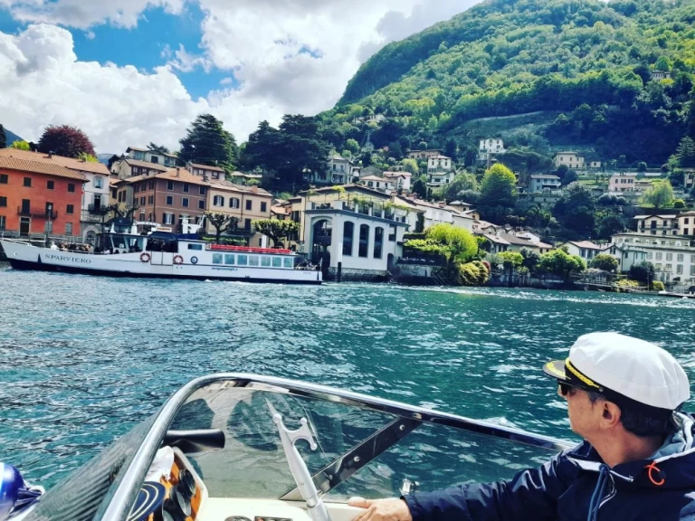 Wynajem Motorówka Molinari z patentem 