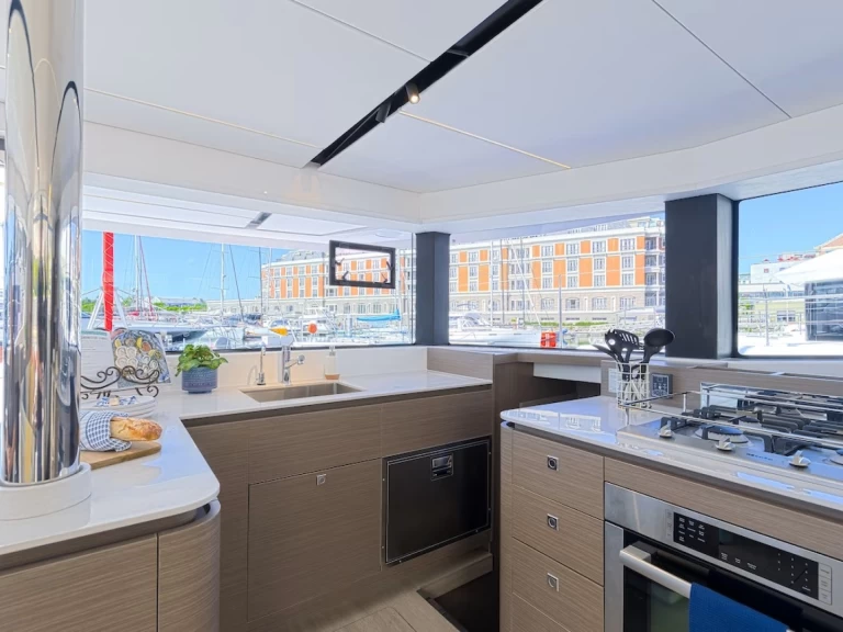 Wynajem Katamaran w Oyster Pond - Leopard Moorings 4600 - 4