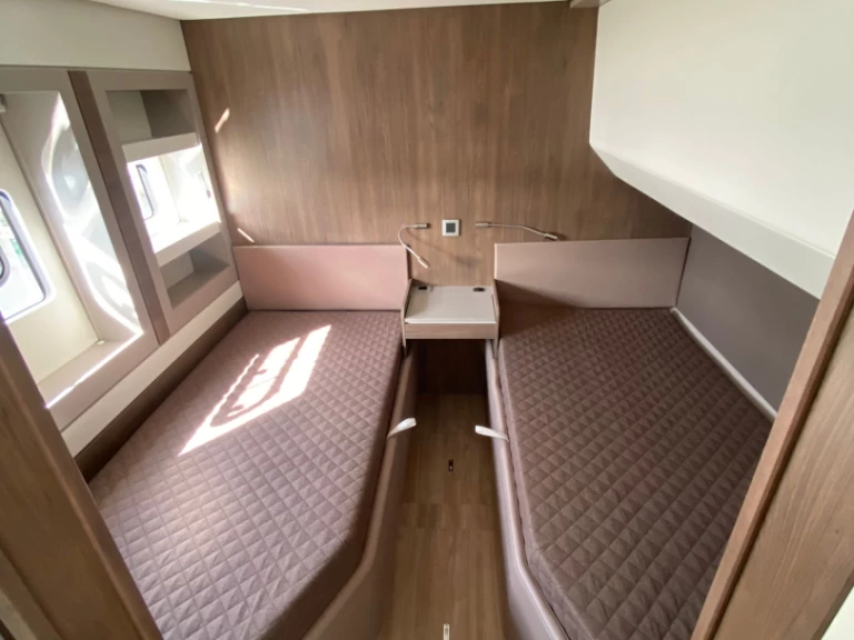 Katamaran do wynajmu w Golfo Aranci w najlepszej cenie