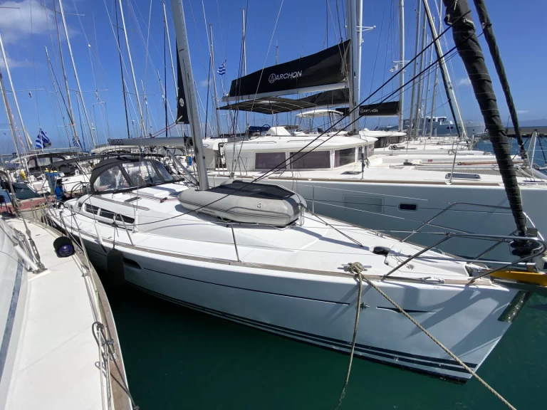 Wynajmij Jeanneau Sun Odyssey 42i w Kos