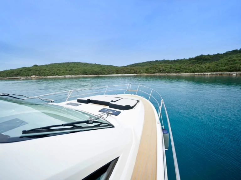 Wynajem Motorówka w Sukosan - Bavaria Bavaria Sport 44 HT