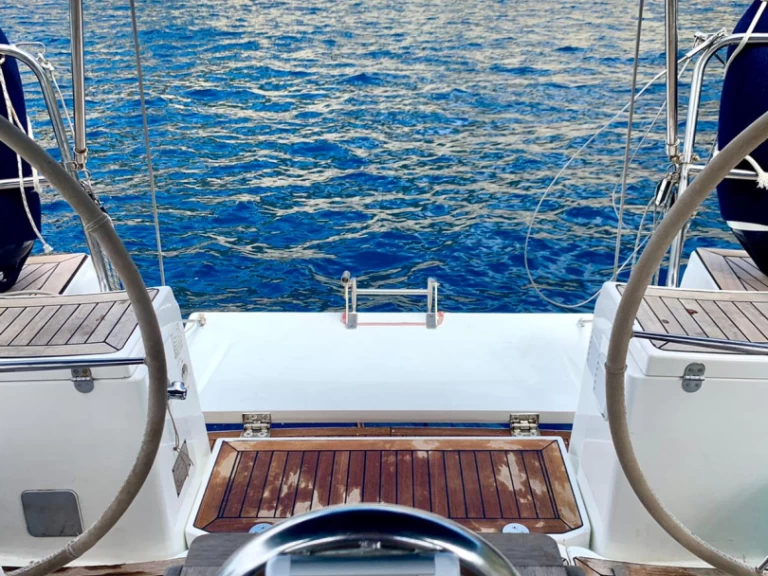 Dufour Dufour 425 między profesjonalistami a osobami prywatnymi w Piombino