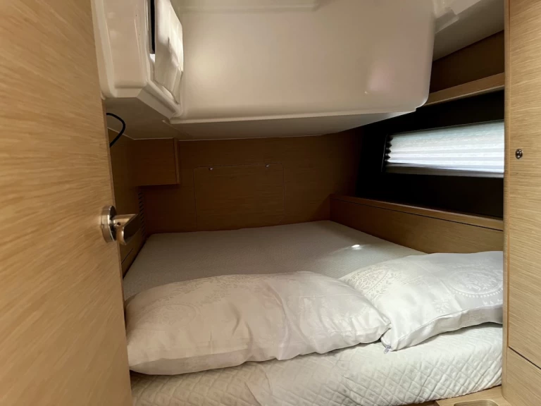 Wynajem łodzi Lefkáda tanio Dufour 41