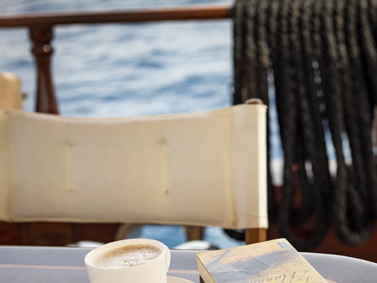  Gulet Queen of Datca między profesjonalistami a osobami prywatnymi w Alimos