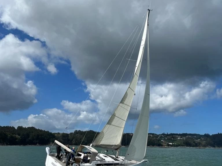 Wynajem łodzi Dufour Dufour 430 Grand Large w Baiona na SamBoat 