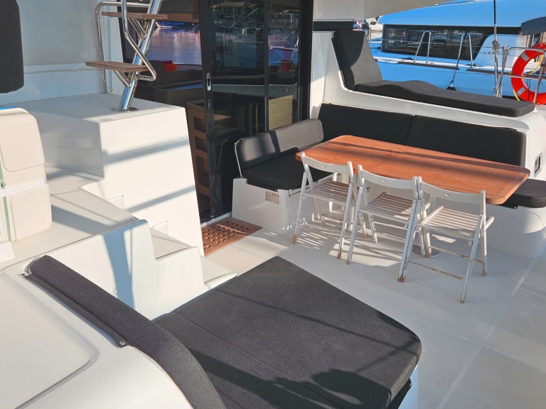 Wynajem łodzi Lagoon Lagoon 42 w Marmaris na SamBoat 