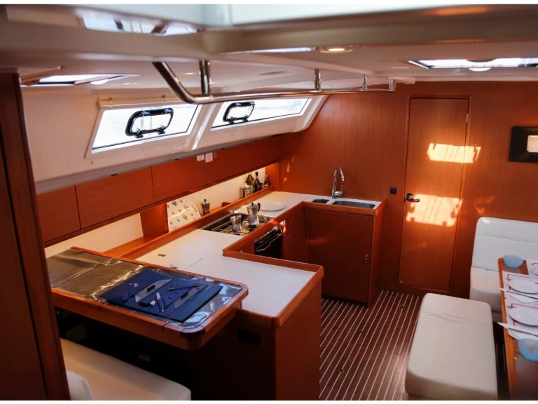 Wynajem Żaglowiec w Olbia - Bavaria Cruiser 51