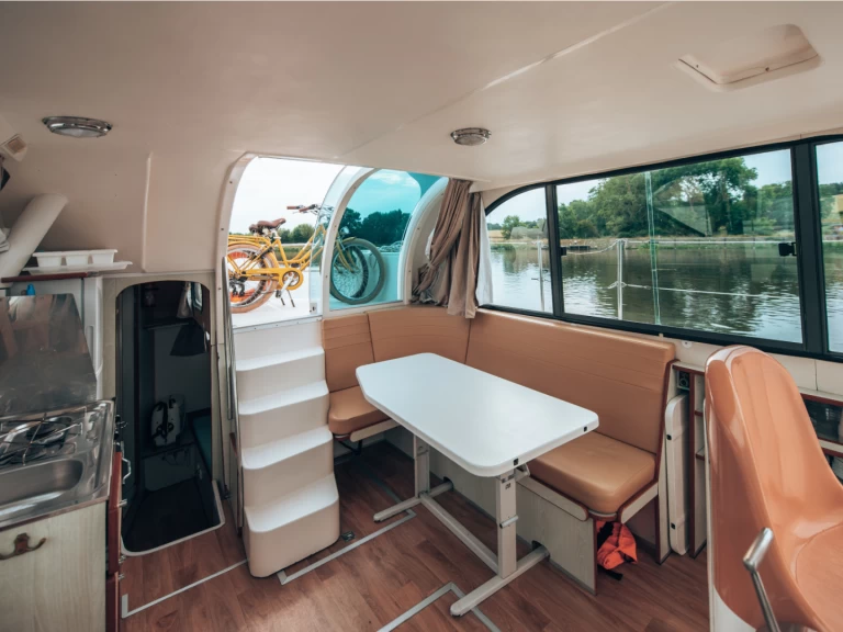 Wynajmij Nicols Yacht Confort Family 4-7 p. w Sablé-sur-Sarthe